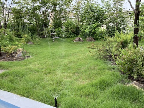 【個人邸の施工例】芝生のお庭にMRMスプリンクラーを導入。