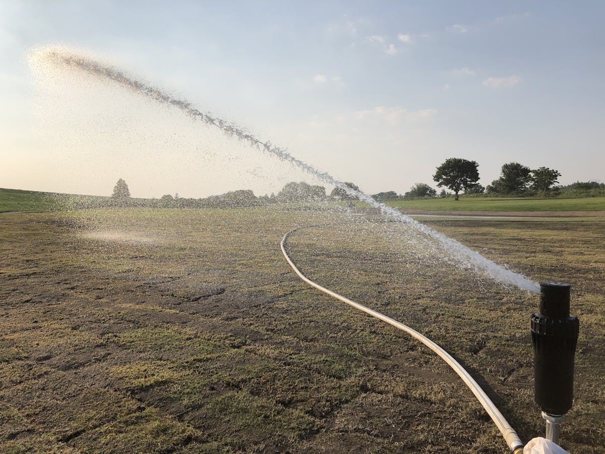 移動式散水スプリンクラー